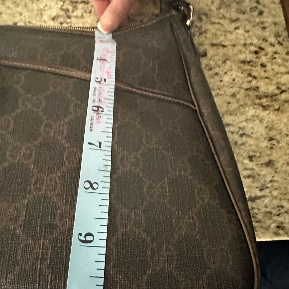 Vintage Authentic Gucci Handbag - Picture 5 of 14